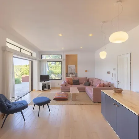 Vila Granari Sani Woods