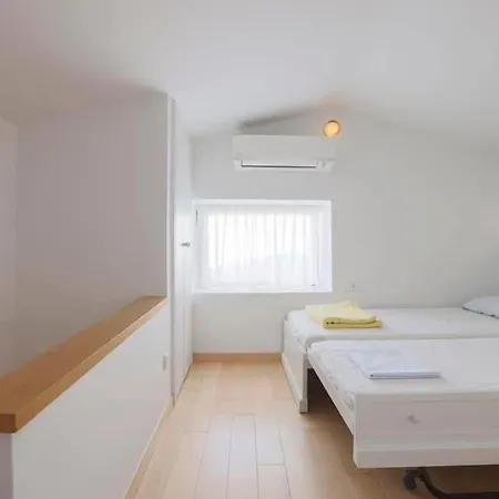 Granari Sani Woods Villa