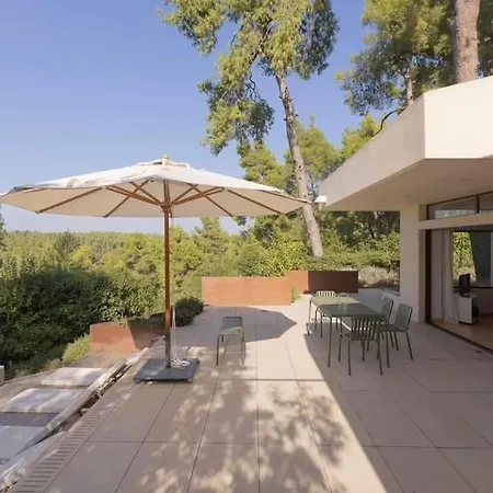 Granari Sani Woods Villa *