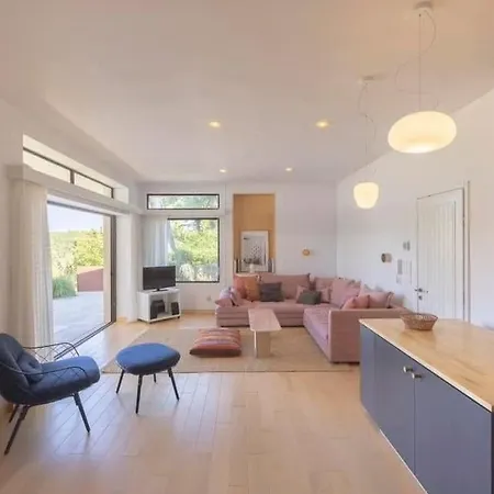 Granari Sani Woods Villa *